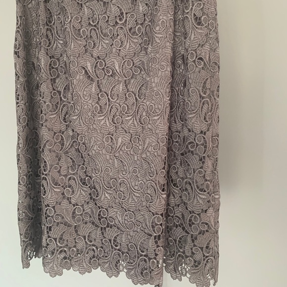 Brand new Tahari Arthur S.Levine women’s suit - Picture 3 of 10